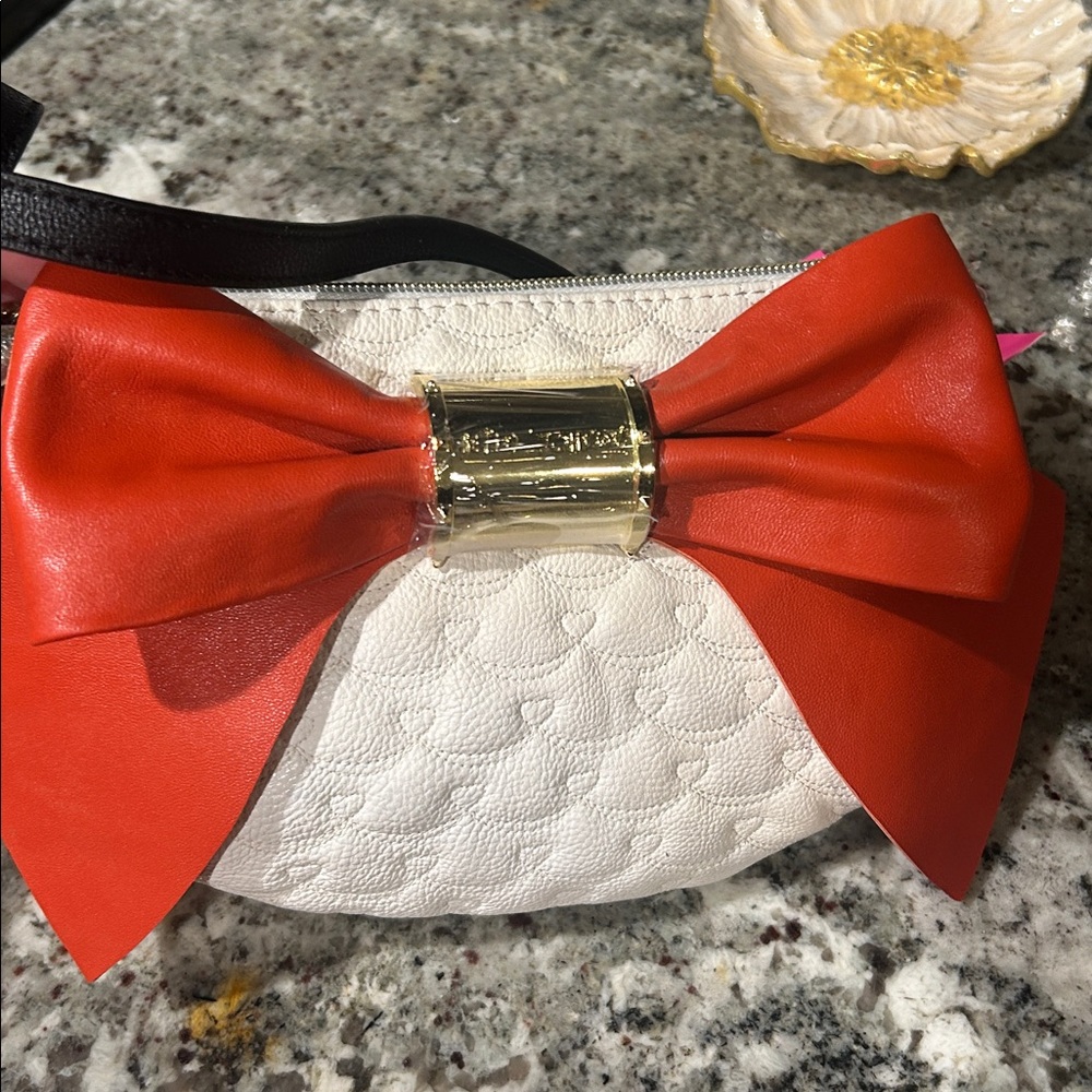 BETSEY JOHNSON BOW BOW BOW CROSSBOW